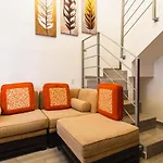 Hotel Revolucion