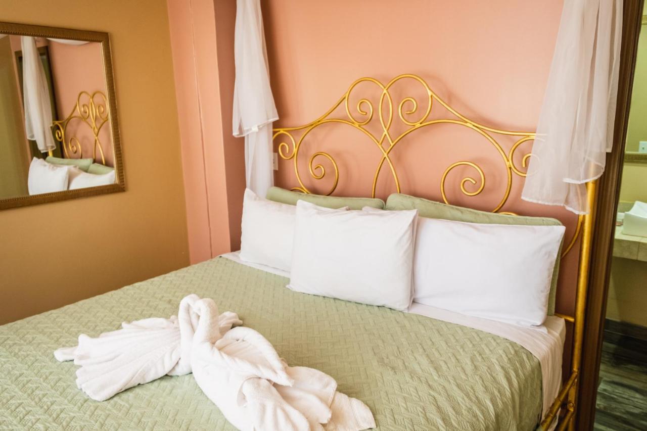 Revolucion Hotel Tijuana